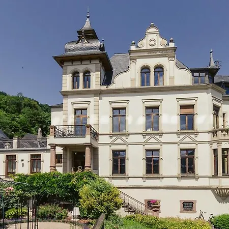 Fewo Huehnerberg Weingut C.A. Haussmann Трабен-Трарбах Экстерьер фото